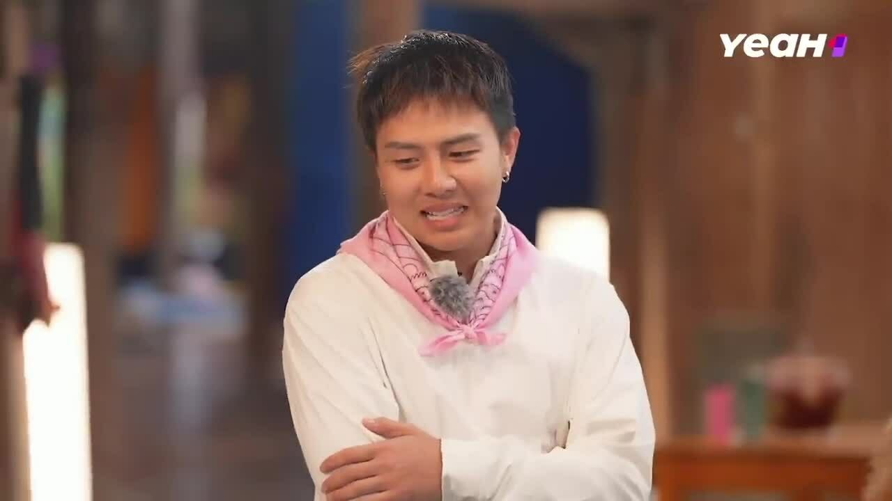 Duy Khánh gây cười trong show 