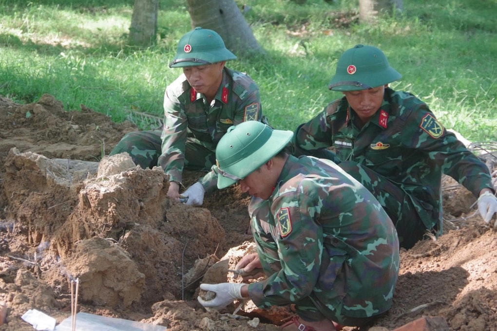 Thêm nhiều hài cốt liệt sỹ được tìm thấy tại Thành cổ Quảng Trị - 1 Thêm nhiều hài cốt liệt sỹ được tìm thấy tại Thành cổ Quảng Trị - 1