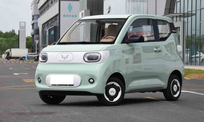 Wuling Hongguang Mini EV là xe bán chạy thứ hai tại Trung Quốc trong tháng 9 với gần 54.500 chiếc, chỉ sau Tesla Model Y với gần 60.000 xe. Ảnh: Sina