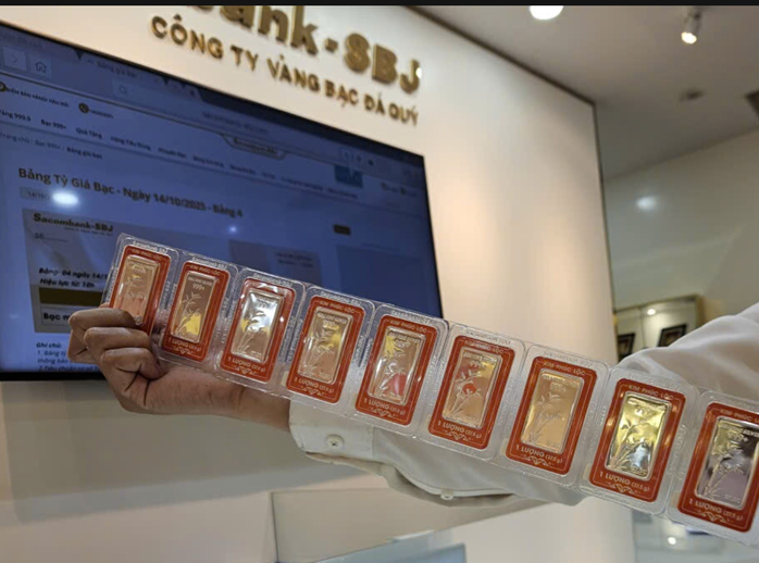 Giá bạc hôm nay 16 - 10: Bạc đạt kỷ lục 2 , 1 triệu đồng / lượng - Ảnh 2.