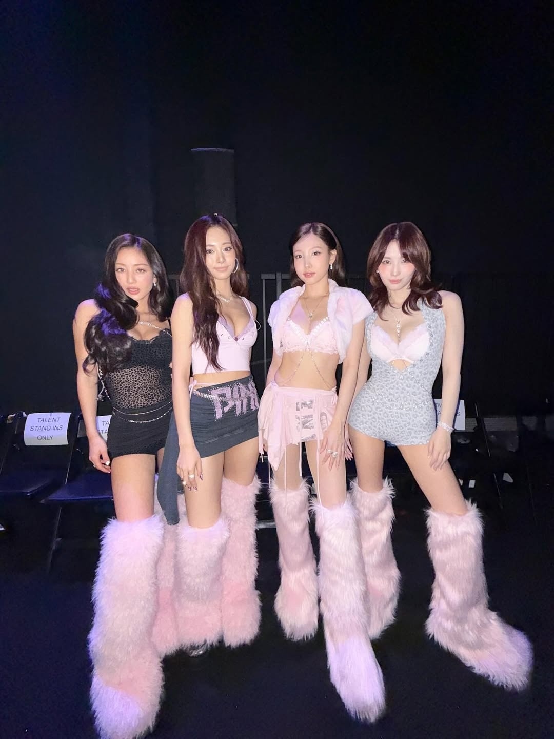 TWICE ảnh 3 TWICE anh 3