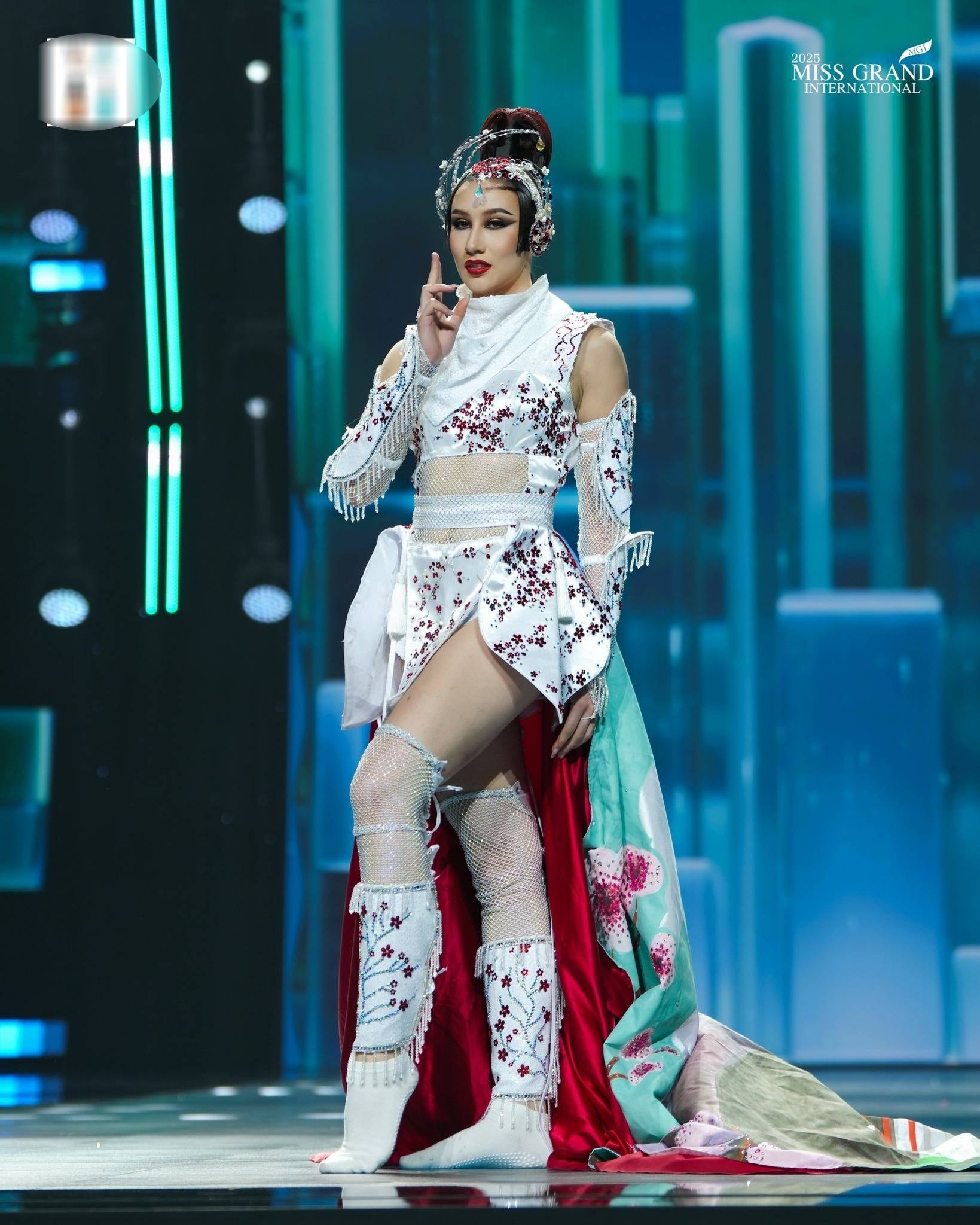 Hoa hậu Hòa bình ảnh 2 Hoa hau Hoa binh anh 2