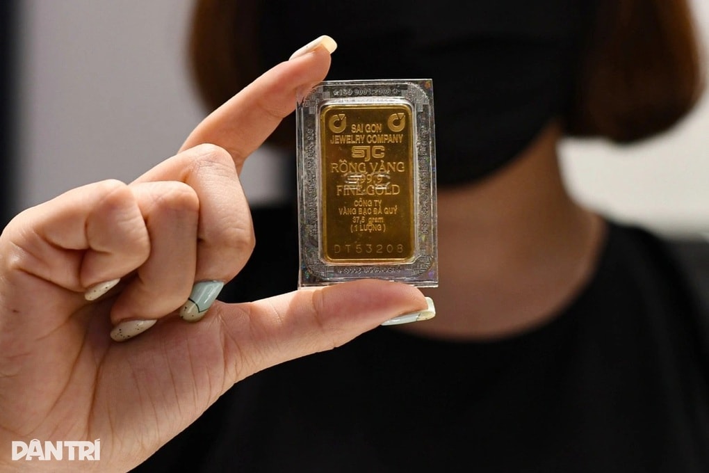 Giá vàng miếng lên 153 triệu đồng/lượng - 1 Giá vàng miếng lên 153 triệu đồng/lượng - 1