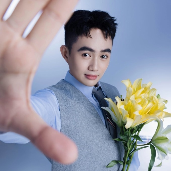 Tina Thảo Thi có tên trong danh sách Nhà sáng tạo nội dung truyền cảm hứng và  Nhà sáng tạo nội dung được yêu thích nhất. Ảnh: NVCC