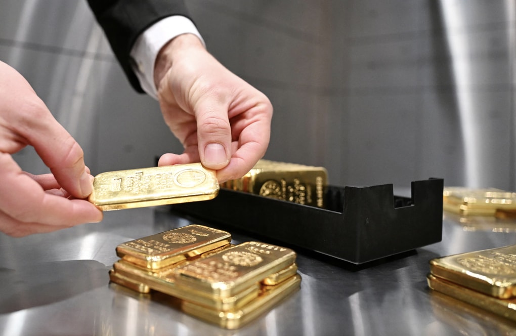 Giá vàng liên tục biến động mạnh, chuyên gia cảnh báo - 1 Giá vàng liên tục biến động mạnh, chuyên gia cảnh báo - 1