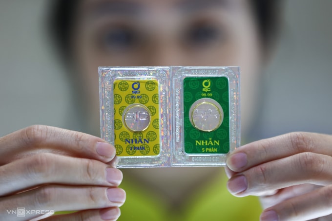 Vàng nhẫn trơn bán tại trụ sở SJC ở quận 3, tháng 3/2025. Ảnh: Quỳnh Trần