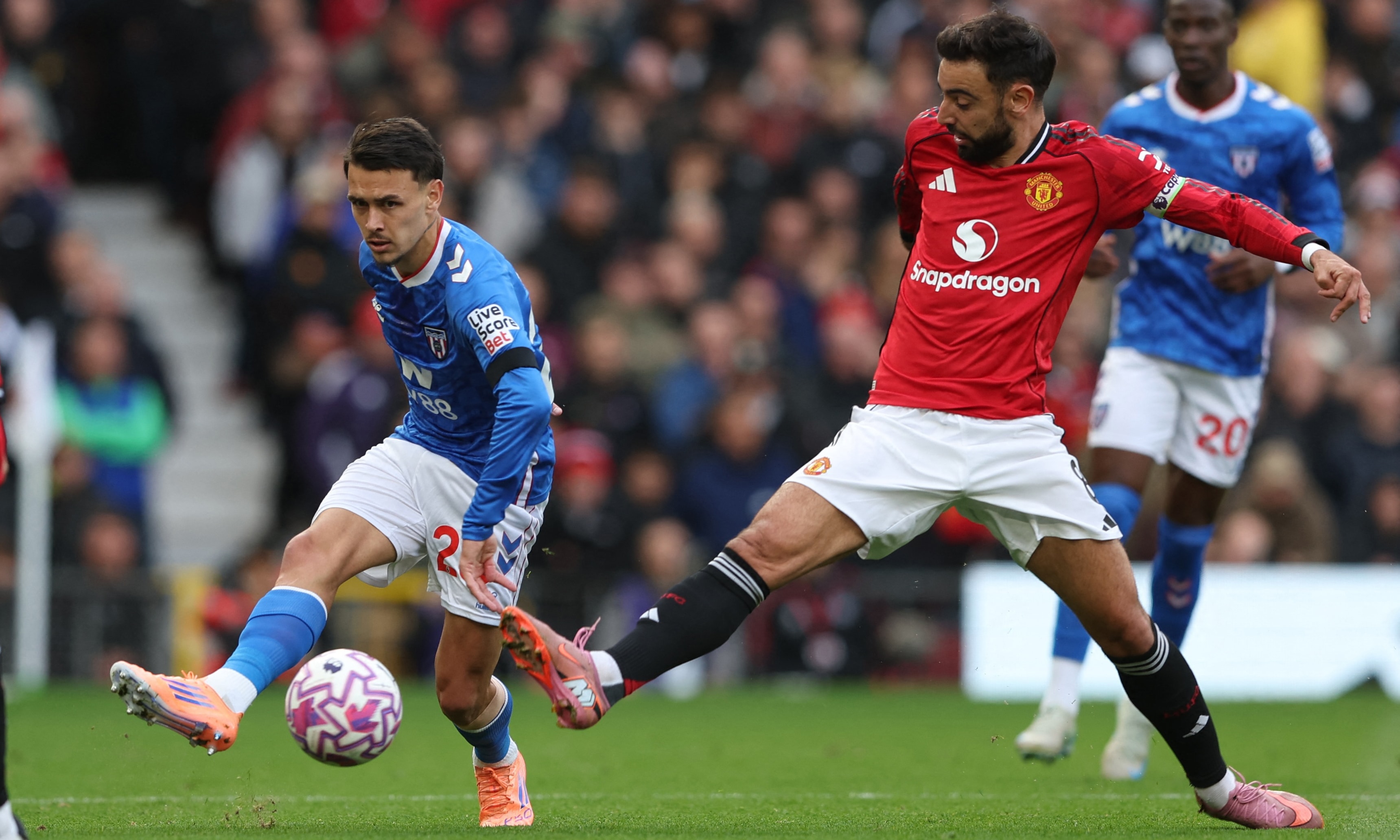 Man Utd là đội thủng lưới nhiều nhất trong top 10.