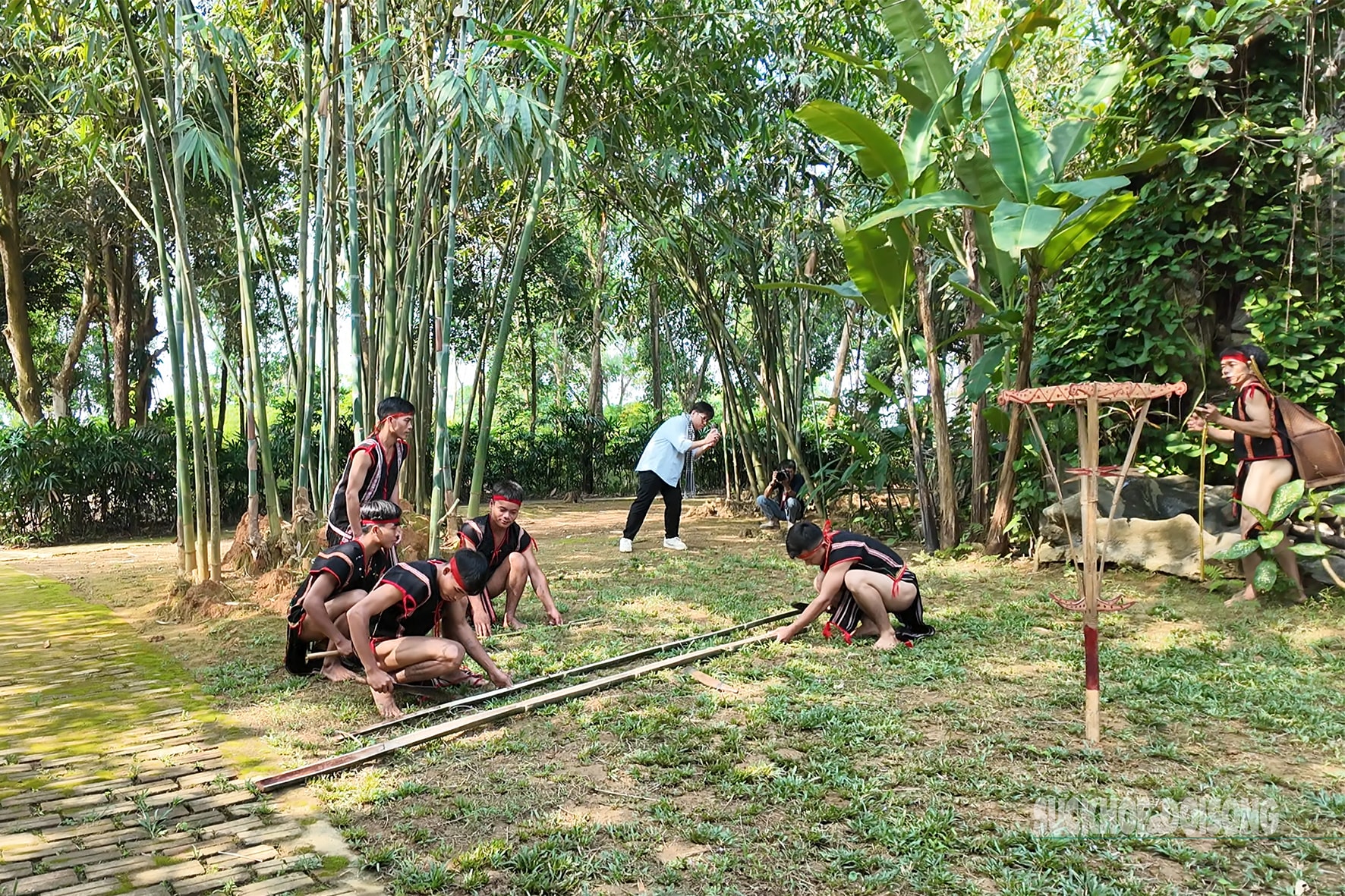 Đặc sắc lễ cúng giọt nước của người Ba Na- Ảnh 2.