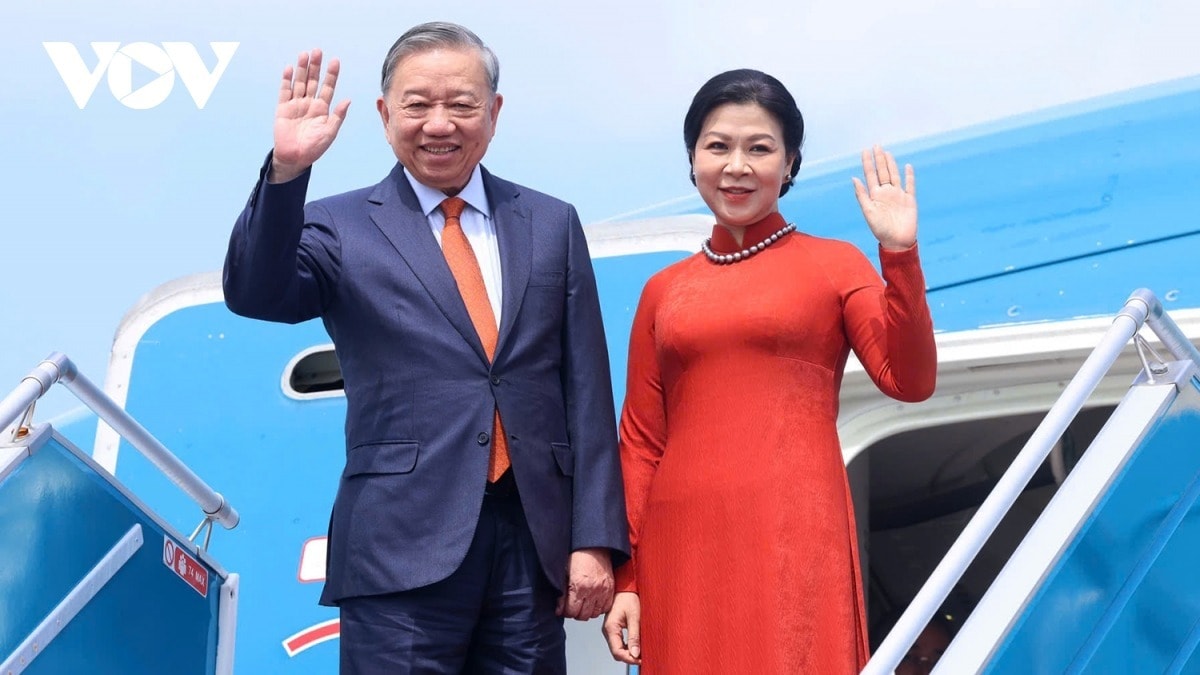 Tổng Bí thư Tô Lâm cùng Phu nhân và đoàn đại biểu cấp cao lên đường thăm chính thức Cộng hòa Phần Lan.