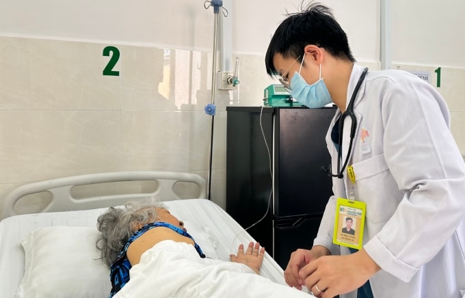 Bệnh nhân trong quá trình điều trị tại viện. Ảnh: Bệnh viện cung cấp