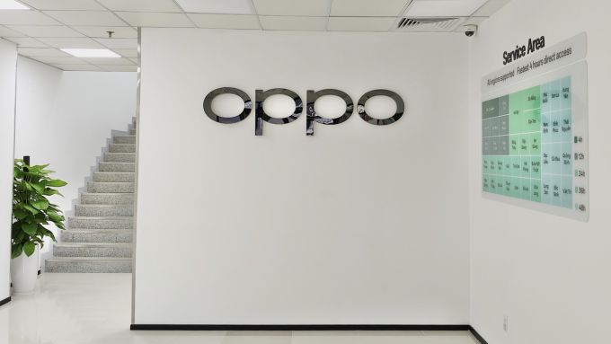 Lối vào của kho vệ tinh vệ tinh Oppo tại quận Tân Bình cũ. Ảnh: Hoài Phương