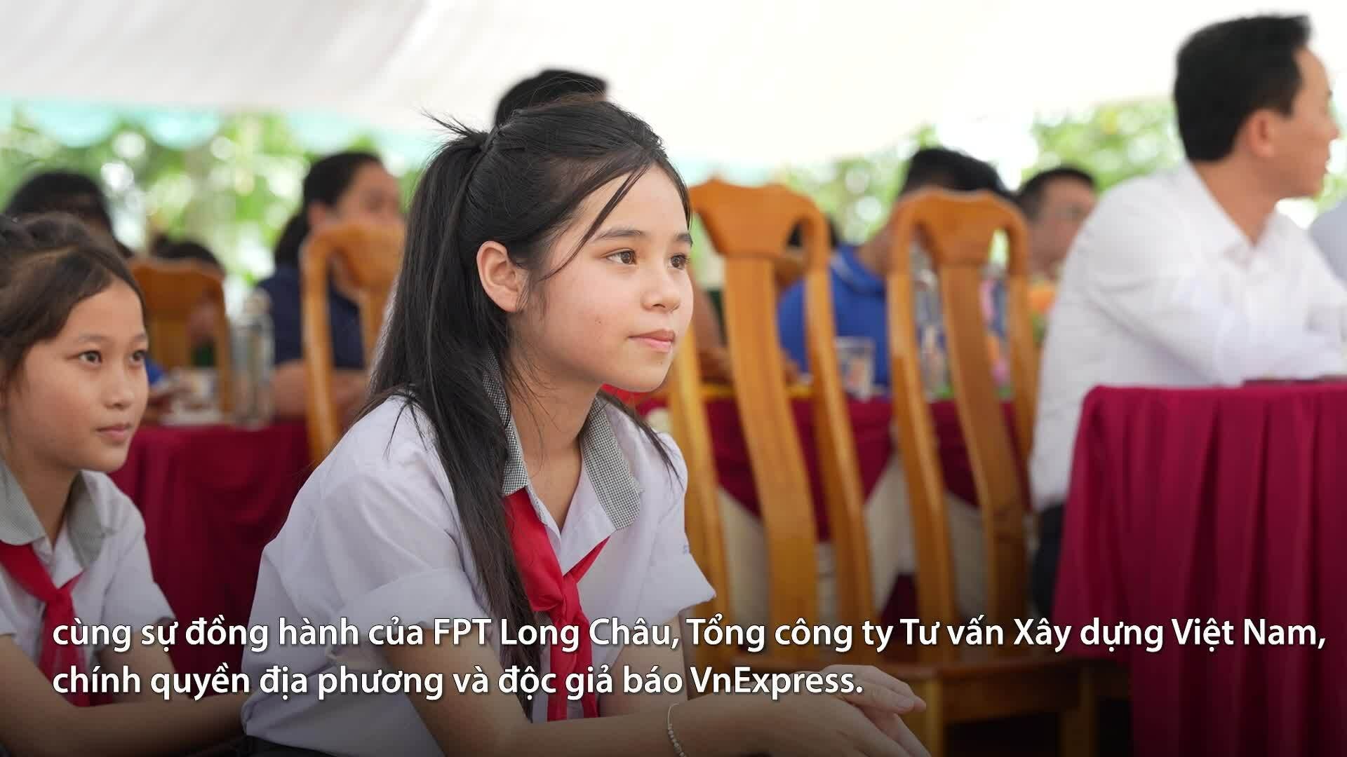 Học sinh Quảng Trị có thêm 20 nhà vệ sinh đạt chuẩn