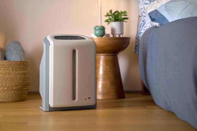Atmosphere mini giúp loại bỏ hiệu quả 99,9% vi khuẩn, vi rút và các tác nhân gây hại khác trong không khí Ảnh: Amway