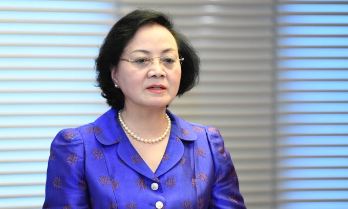 Bộ trưởng Nội vụ Phạm Thị Thanh Trà giải trình một số nội dung liên quan đến tổ chức bộ máy và nhân lực cấp xã. Ảnh: Như Ý