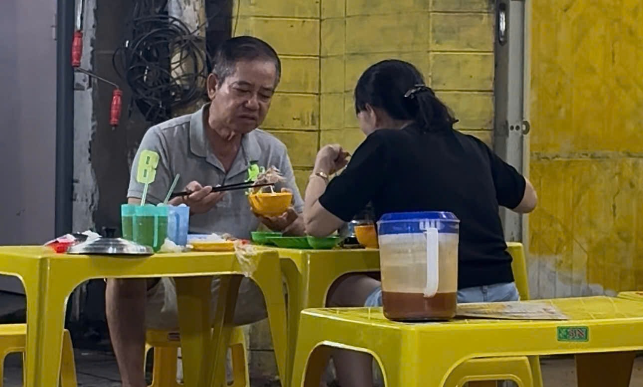 Lẩu 39K, 69K "làm mưa làm gió" ở TP HCM - Ảnh 6.