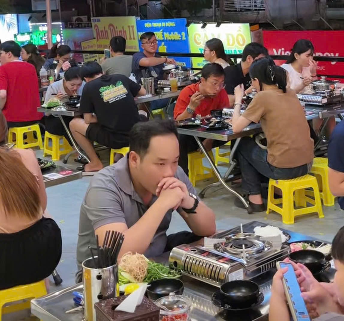 Lẩu 39K, 69K "làm mưa làm gió" ở TP HCM - Ảnh 7.