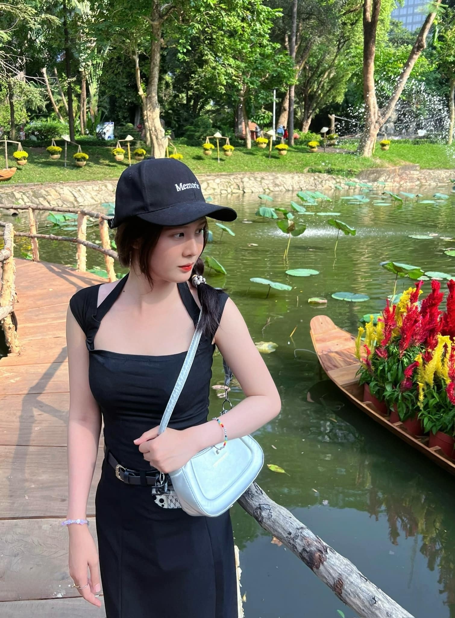 bạn gái buitruonglinh ảnh 9 ban gai buitruonglinh anh 9