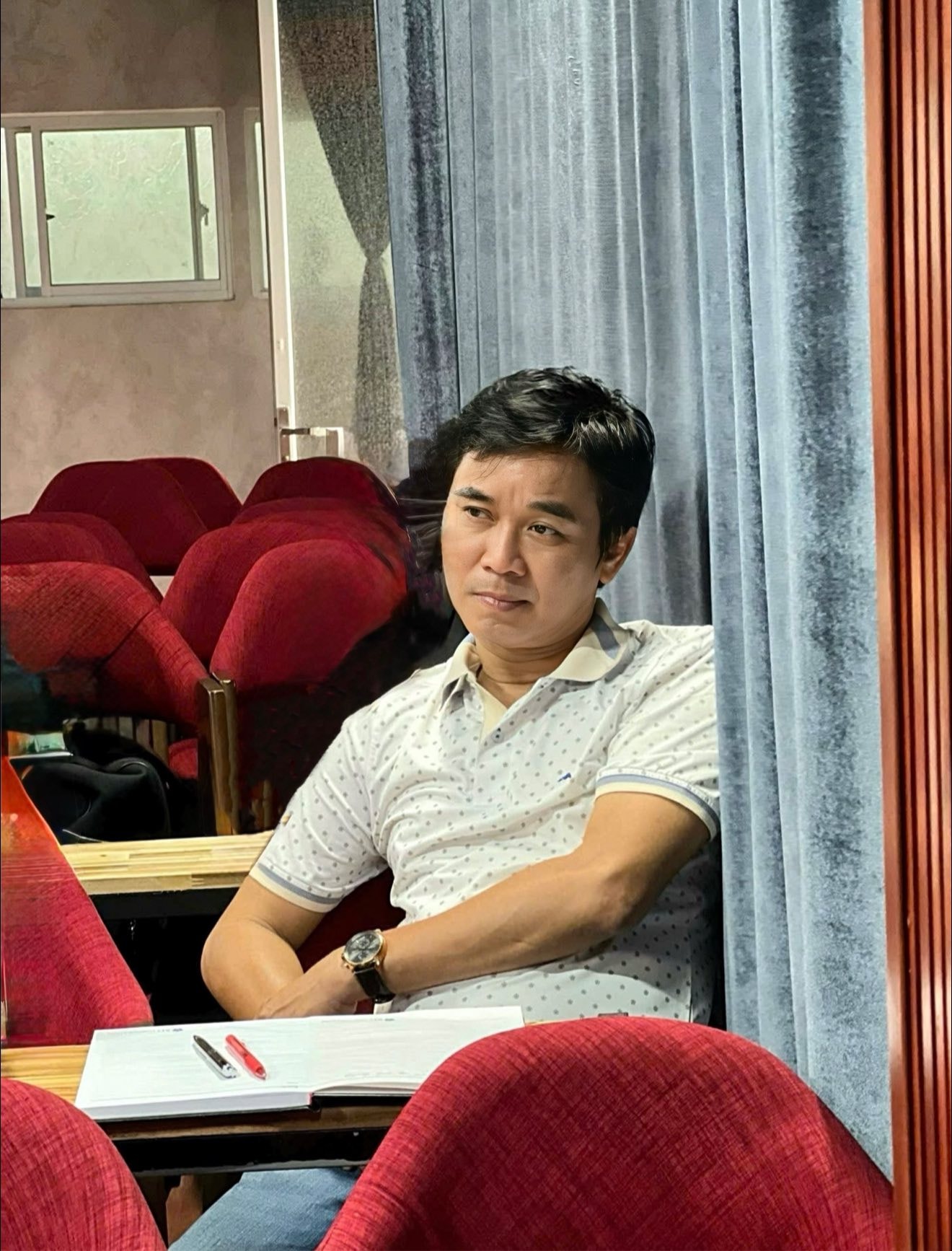Nam nghệ sĩ cải lương đột ngột qua đời ở tuổi 54, Trịnh Kim Chi, Thoại Mỹ xót xa lần gặp cuối- Ảnh 2. Nam nghệ sĩ cải lương đột ngột qua đời ở tuổi 54, Trịnh Kim Chi, Thoại Mỹ xót xa lần gặp cuối- Ảnh 2.