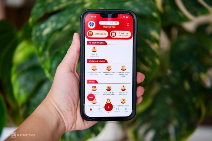 Giao diện chính của ứng dụng VNeTraffic, tài khoản đã được định danh mức 2. Ảnh: Hồ Tân
