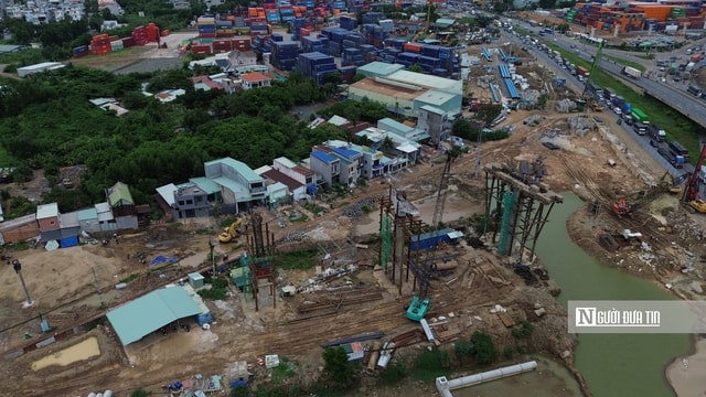 Giải ngân đầu tư công mới đạt 37,86%, nhiều dự án tại Tp.HCM “tắc” vì vướng mặt bằng- Ảnh 1. Giải ngân đầu tư công mới đạt 37,86%, nhiều dự án tại Tp.HCM “tắc” vì vướng mặt bằng- Ảnh 1.