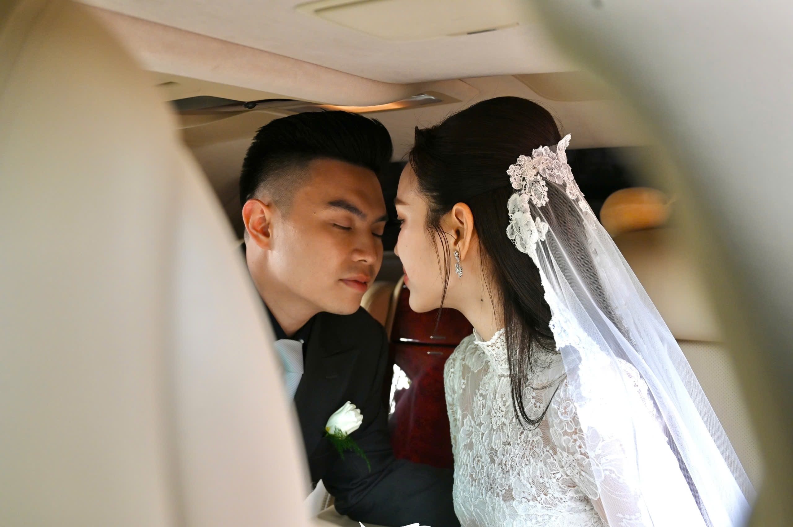 Hoa hau Do Thi Ha anh 8