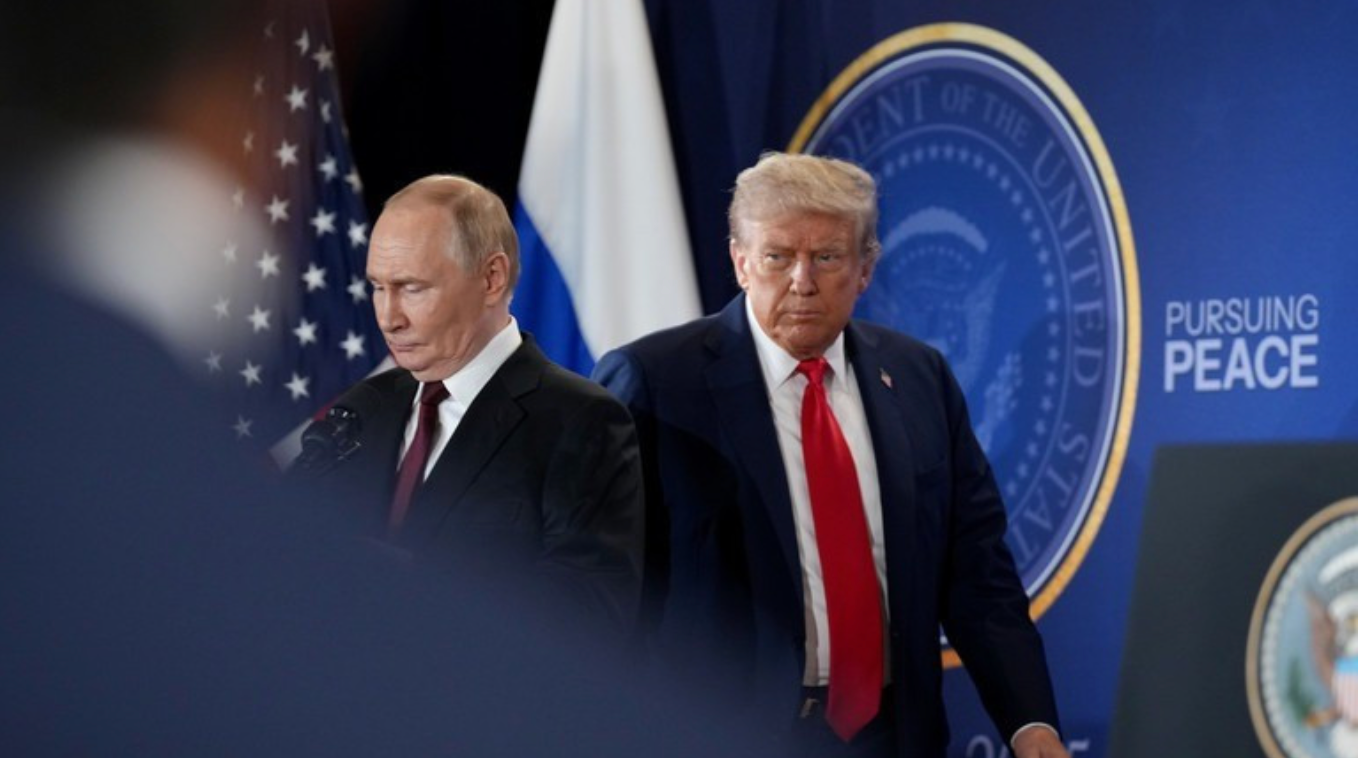Tổng thống Nga Vladimir Putin và Tổng thống Mỹ Donald Trump. (Ảnh: Getty)