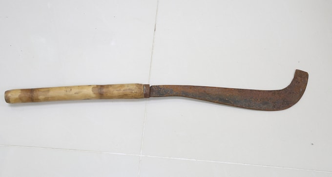 Hung khí Phan Van Liêm dùng sát hại vợ. Ảnh: Tiến Tầm