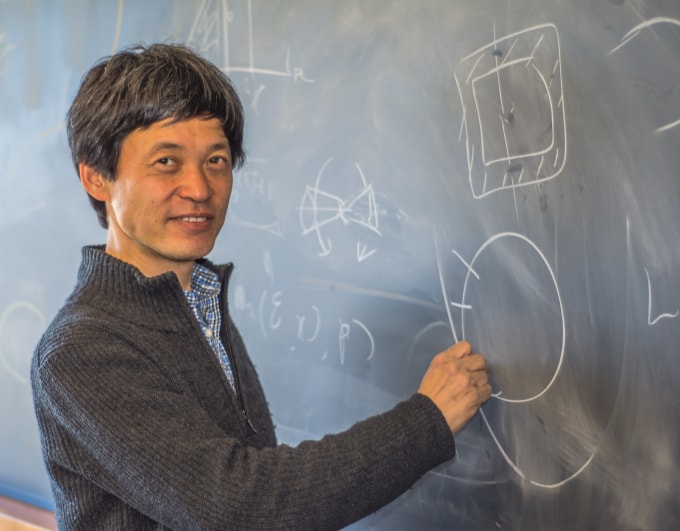 Giáo sư Kenji Fukaya. Ảnh: Website Đại học Stony Brook, Mỹ