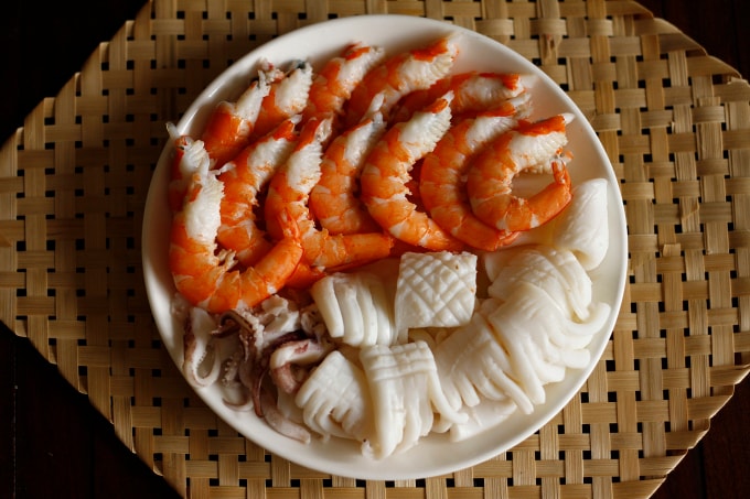 Cá, tôm, hải sản nói chung không được bảo quản tốt có nguy cơ chứa histamine. Ảnh: Bùi Thủy