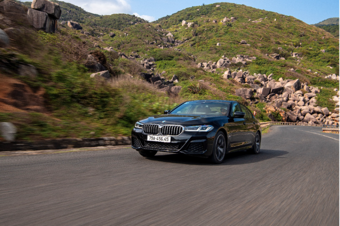 BMW 5 series tại Việt Nam. Ảnh: Thaco Auto