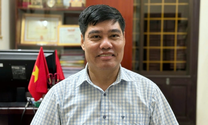 PGS. TS Lê Văn Cường, Phó viện trưởng Xây dựng Đảng. Ảnh: Xuân Hoa