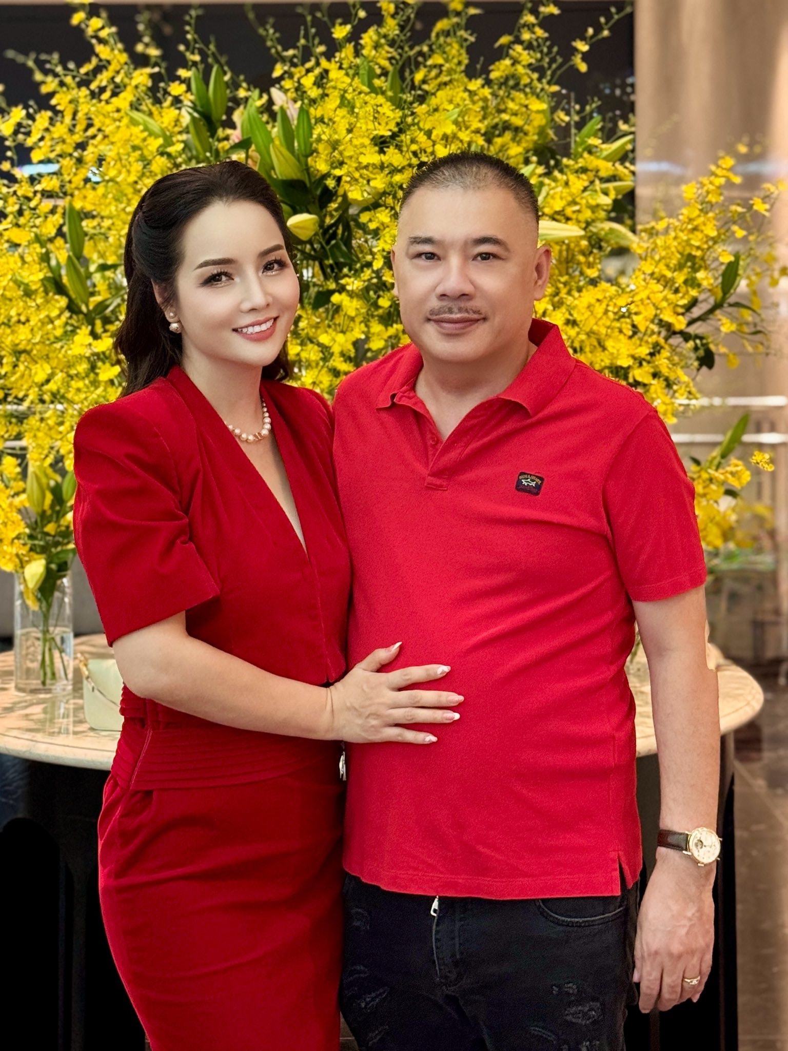 'Cô Trúc' phim 'Những ngọn nến trong đêm' sau 23 năm lấy chồng doanh nhân, cuộc sống giờ ra sao?- Ảnh 4. 'Cô Trúc' phim 'Những ngọn nến trong đêm' sau 23 năm lấy chồng doanh nhân, cuộc sống giờ ra sao?- Ảnh 4.