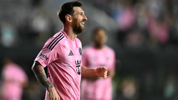 Lionel Messi mừng bàn trong trận Inter Miami 3-1 SC Nashville ở trận đầu vòng một MLS Cup tối 24/10. Ảnh: AFP
