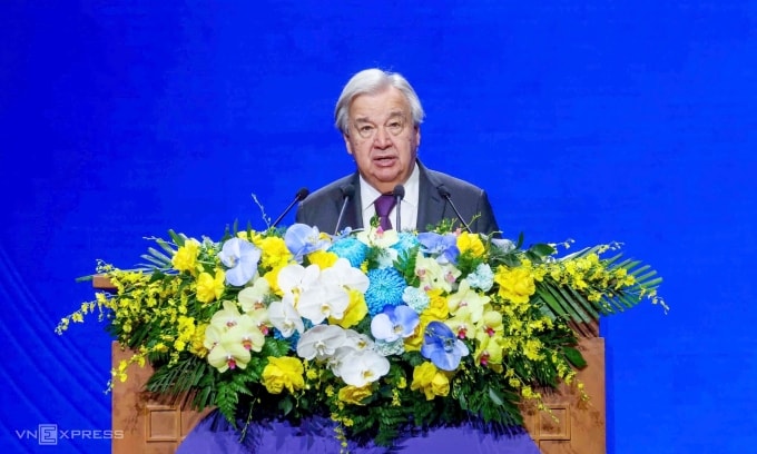 Tổng thư ký LHQ Antonio Guterres phát biểu tại phiên khai mạc Lễ mở ký Công ước Hà Nội ngày 25/10. Ảnh: Giang Huy