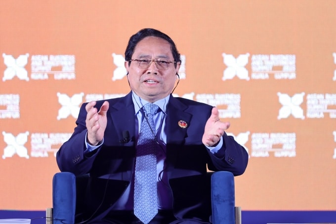 Thủ tướng Phạm Minh Chính phát biểu tại phiên đối thoại cấp cao trong khuôn khổ ABIS 2025 sáng 26/10 tại Kuala Lumpur, Malaysia. Ảnh: VGP