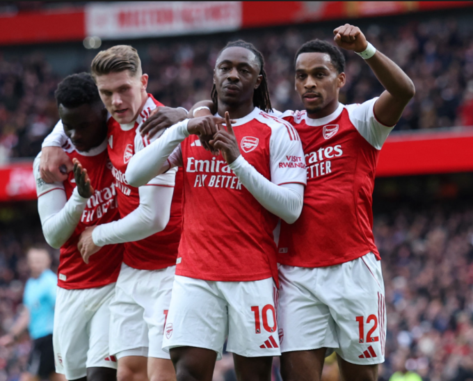 Eberechi Eze mừng bàn trong trận Arsenal thắng Crystal Palace 1-0 ở vòng 9 Ngoại hạng Anh trên sân Emirates, London, Anh ngày 26/10/2025. Ảnh: Reuters