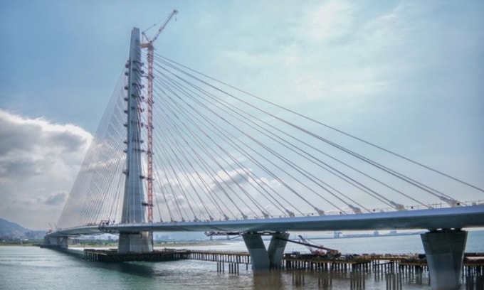 Cầu Đạm Giang do công ty Zaha Hadid Architects thiết kế. Ảnh: Paddy Chao