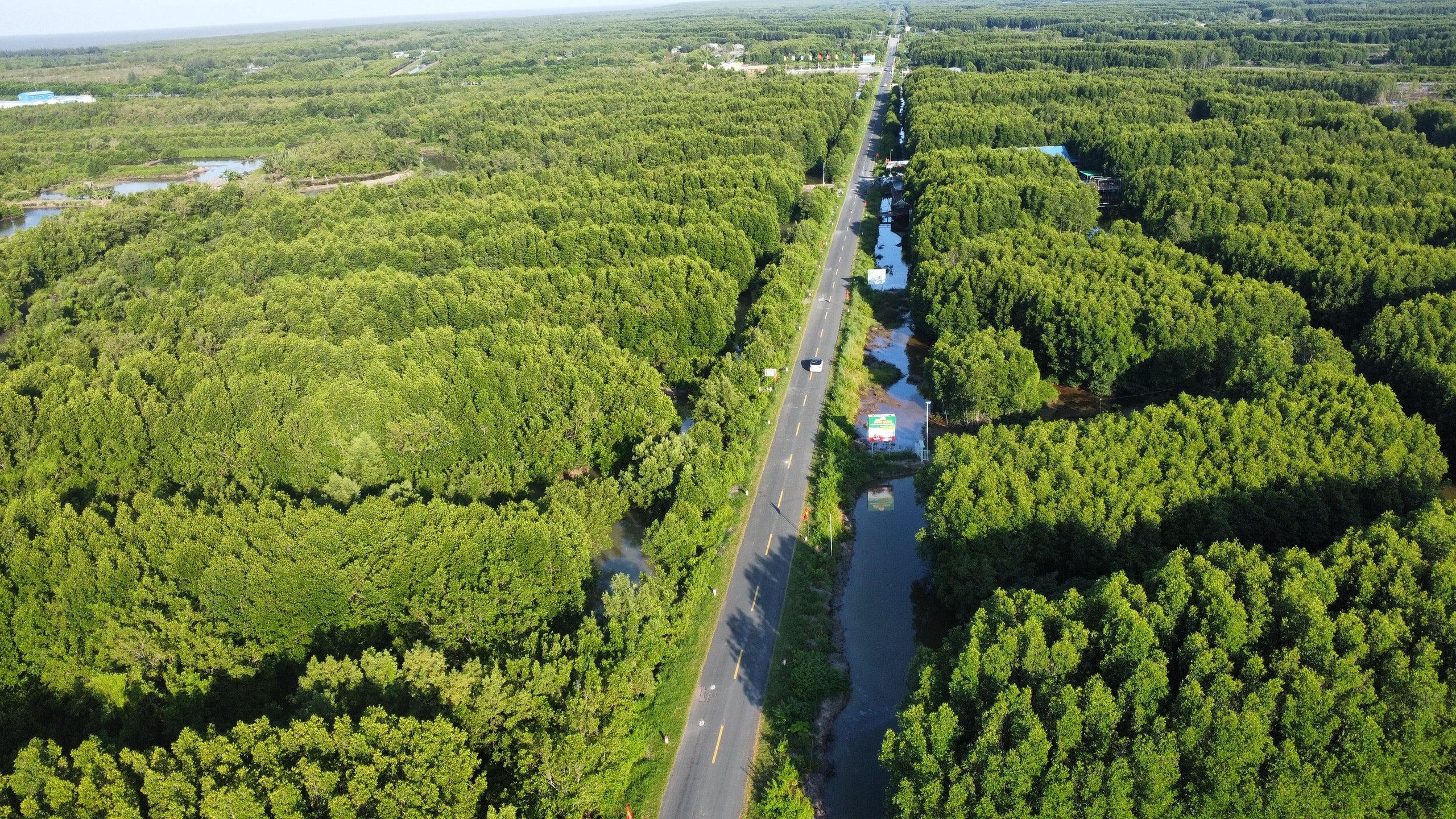 Những trải nghiệm thú vị khi đến Đất Mũi Cà Mau - Ảnh 1.
