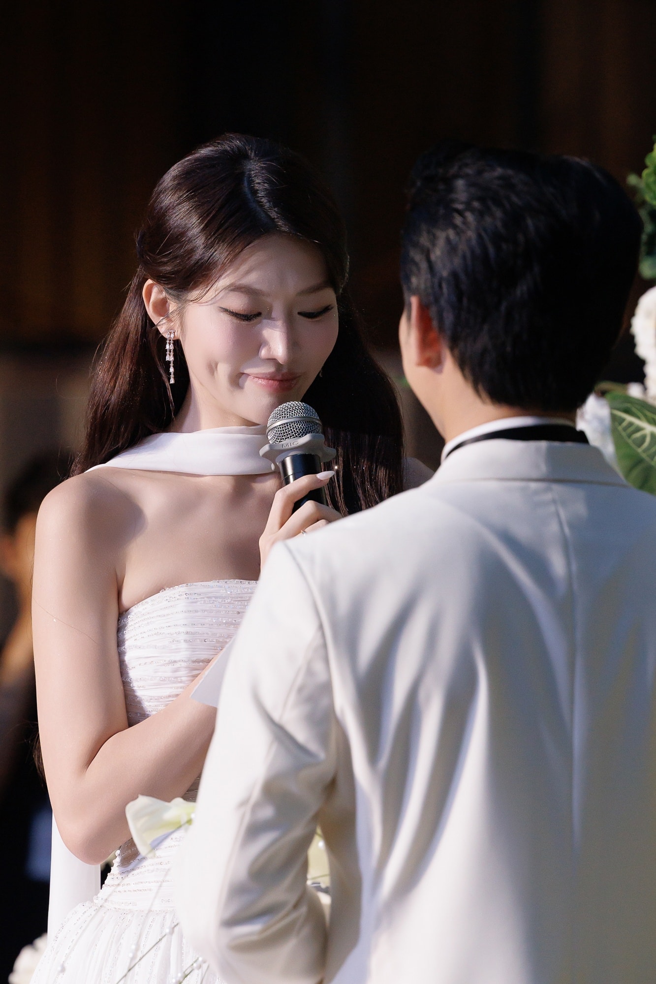 Chế Nguyễn Quỳnh Châu ảnh 3 Che Nguyen Quynh Chau anh 3