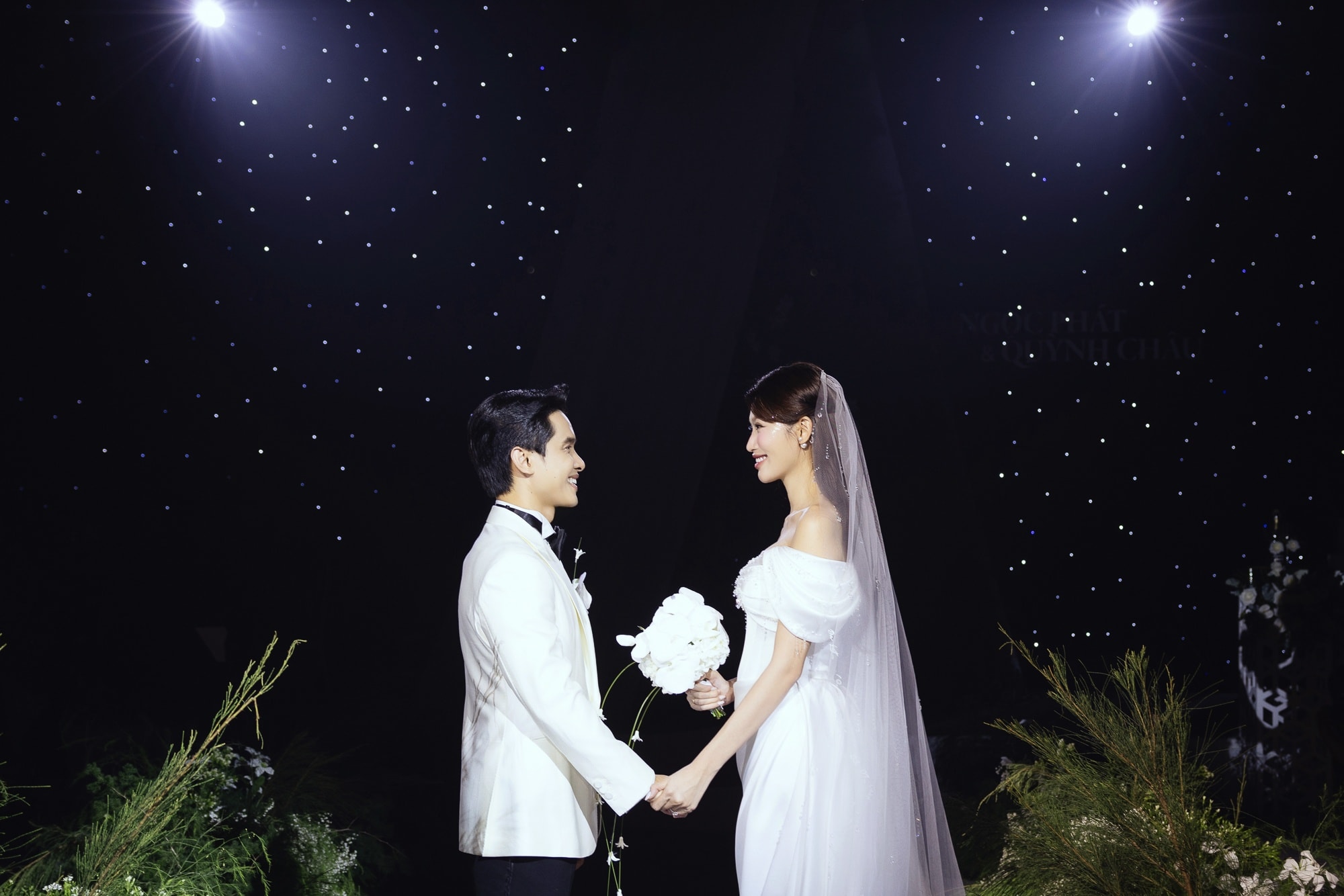 Chế Nguyễn Quỳnh Châu ảnh 4 Che Nguyen Quynh Chau anh 4