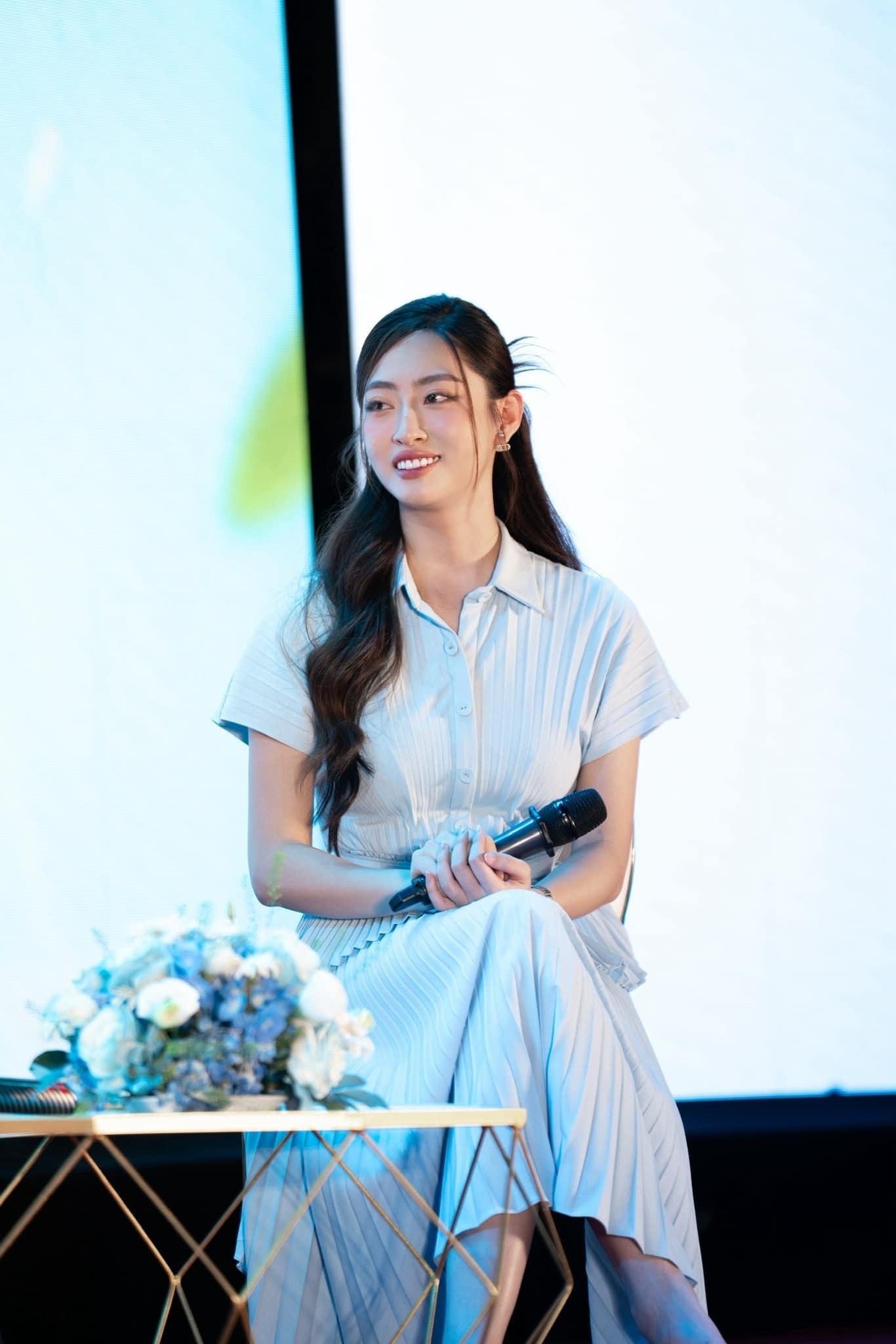 Lương Thùy Linh  ảnh 5 Luong Thuy Linh anh 5