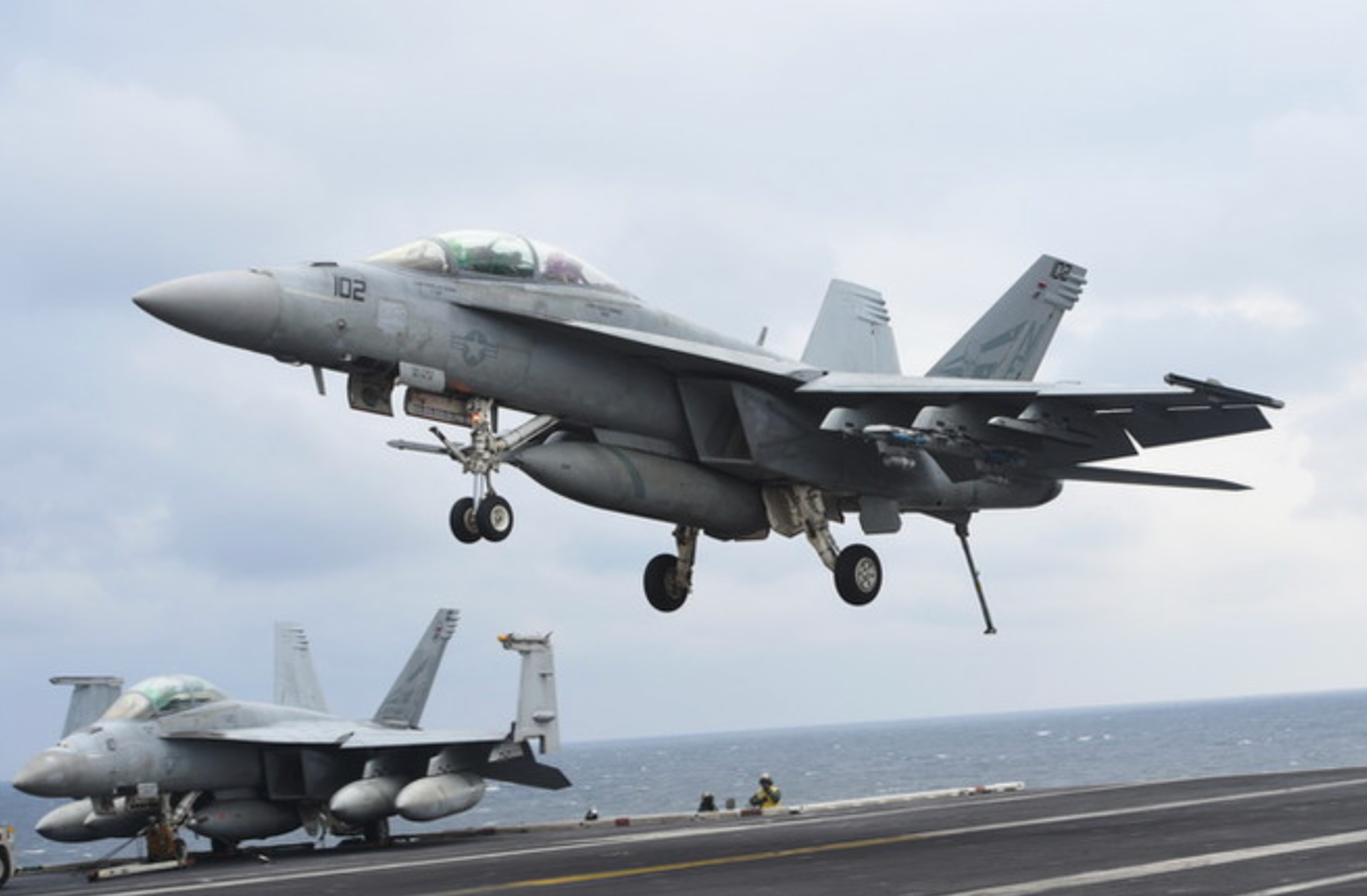 Máy bay F/A-18F Super Hornet. (Ảnh: Getty)