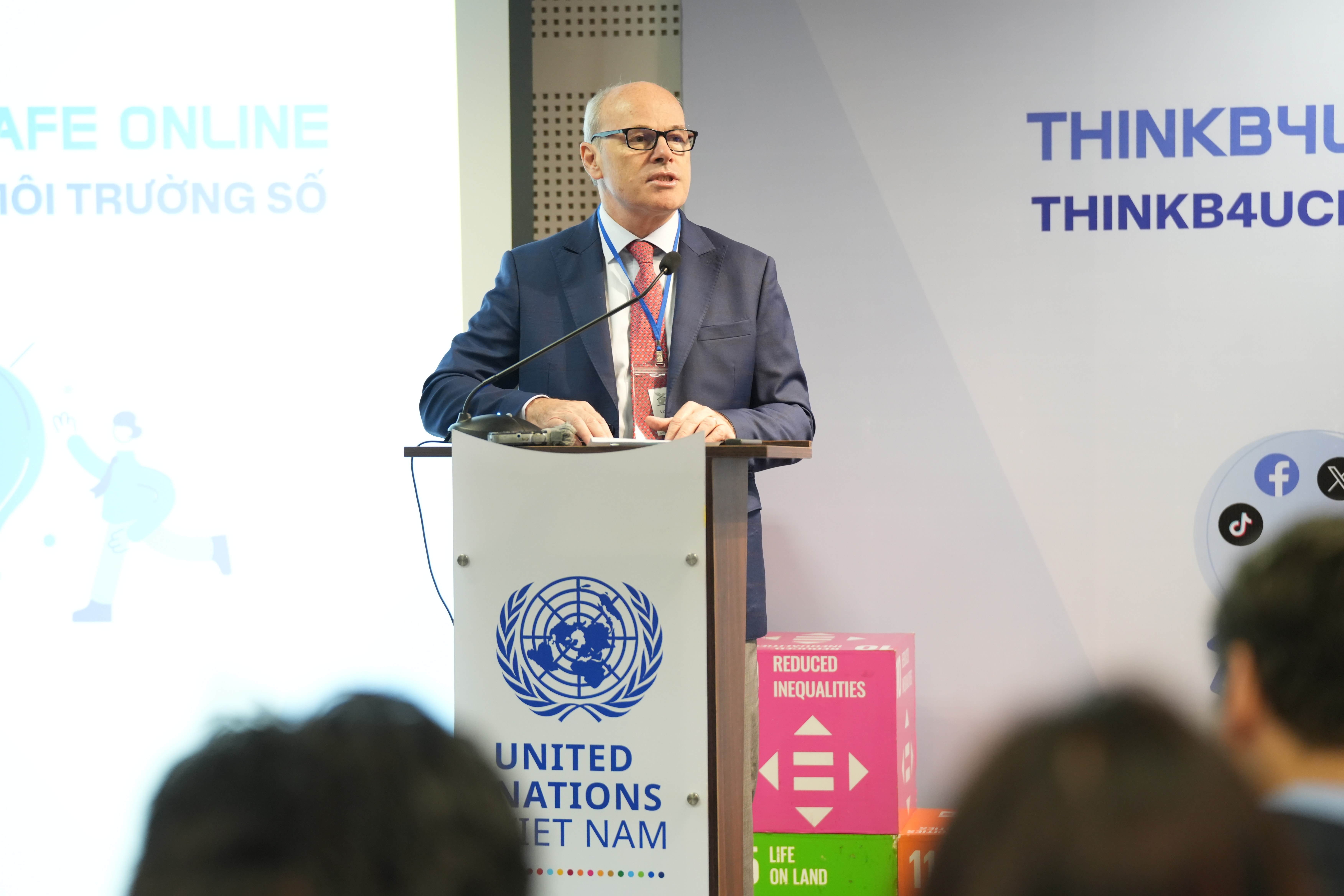 Đại sứ Canada tại Việt Nam Jim Nickel phát biểu tại sự kiện 