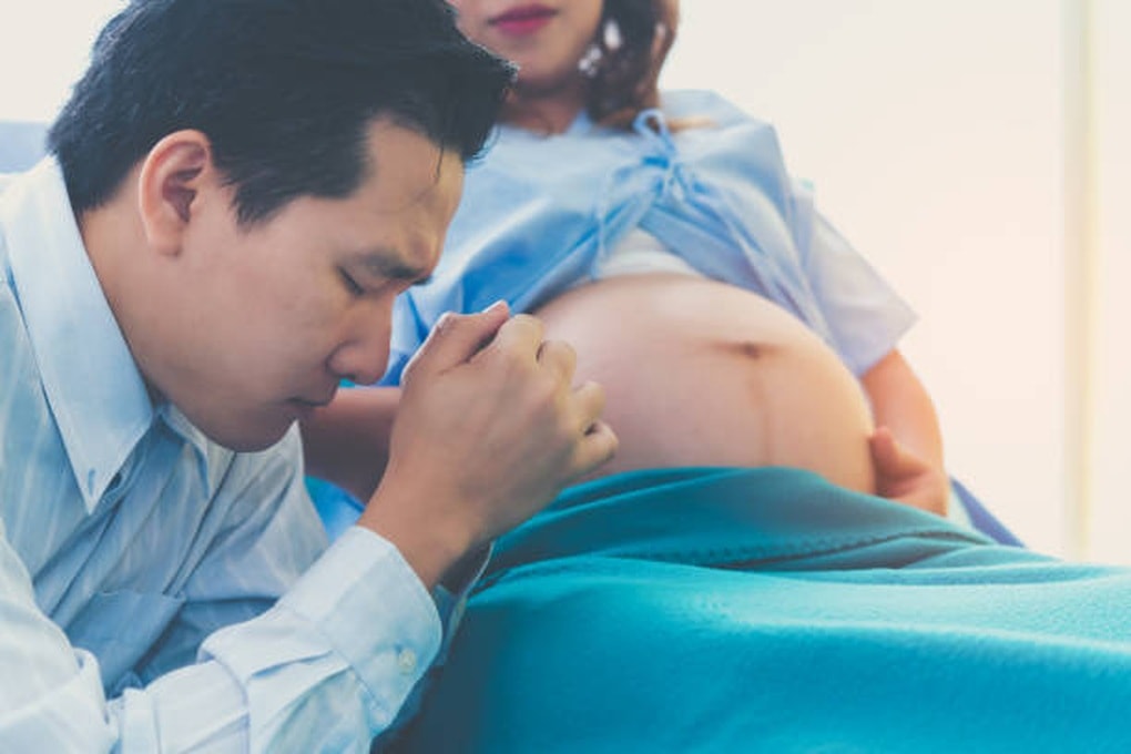Đưa nhân tình đi đẻ, tôi tái mặt khi gặp một người trước cửa phòng hộ sinh - 1 Đưa nhân tình đi đẻ, tôi tái mặt khi gặp một người trước cửa phòng hộ sinh - 1