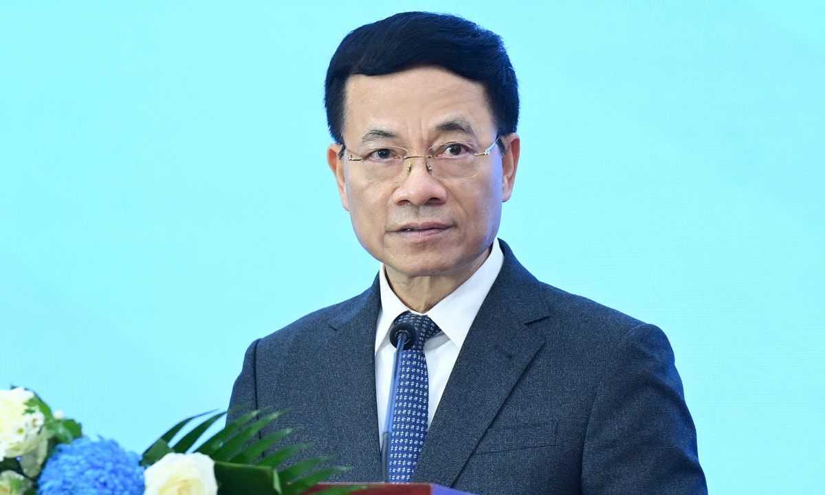 Bộ trưởng Khoa học và Công nghệ Nguyễn Mạnh Hùng phát biểu khai mạc sự kiện. Ảnh: Giang Huy