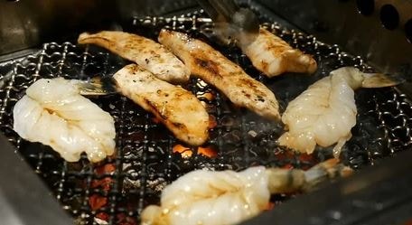 5 người ngất xỉu, nhập viện khẩn cấp sau khi ăn "món khoái khẩu" - Ảnh 1.