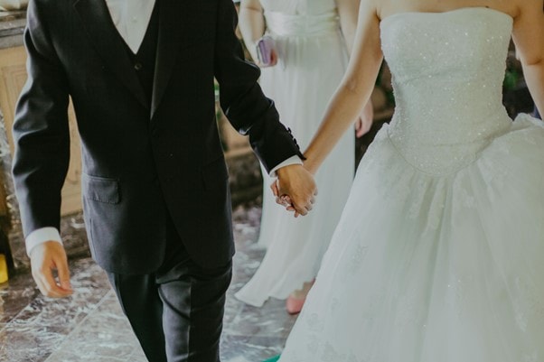 Hy hữu: Cặp vợ chồng sống chung 6 năm, phải ly hôn vì phát hiện là họ hàng - Ảnh 1.