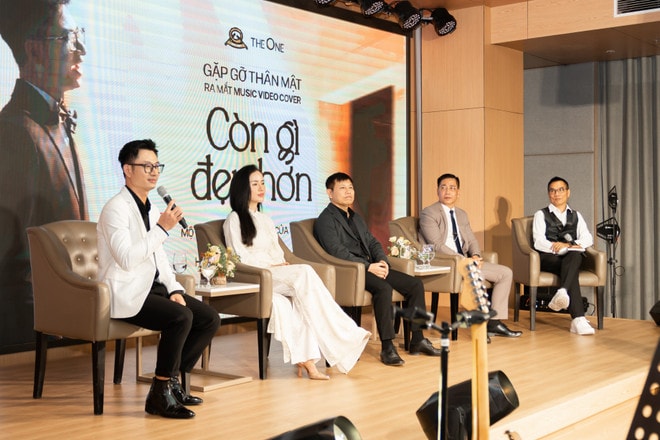 'Còn gì đẹp hơn' mới lạ khi hòa quyện cùng làn điệu 'Bèo dạt mây trôi'- Ảnh 2. 'Còn gì đẹp hơn' mới lạ khi hòa quyện cùng làn điệu 'Bèo dạt mây trôi'- Ảnh 2.