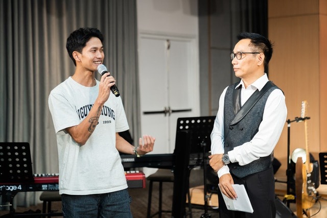 'Còn gì đẹp hơn' mới lạ khi hòa quyện cùng làn điệu 'Bèo dạt mây trôi'- Ảnh 1. 'Còn gì đẹp hơn' mới lạ khi hòa quyện cùng làn điệu 'Bèo dạt mây trôi'- Ảnh 1.