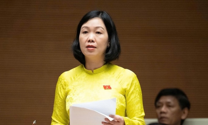 Bà Nguyễn Thị Lan Anh, Phó giám đốc Sở Khoa học và Công nghệ Lào Cai, phát biểu tại phiên thảo luận, sáng 28/10. Ảnh: Media Quốc hội